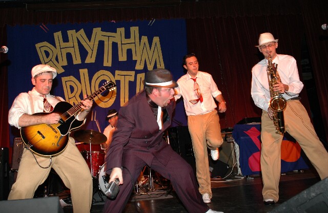 min 2006 11 26 riot 115